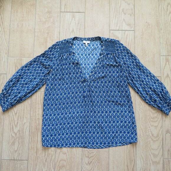 Joie 100% Silk Blue Medallion Pullover Blouse Women's S Relaxed Fit Boho - Picture 7 of 8